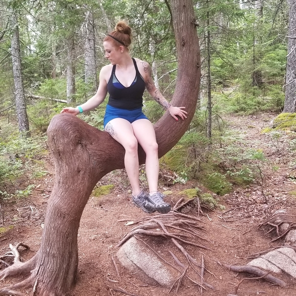 Meet your Posher, DeAnna - Picture 6 of 7